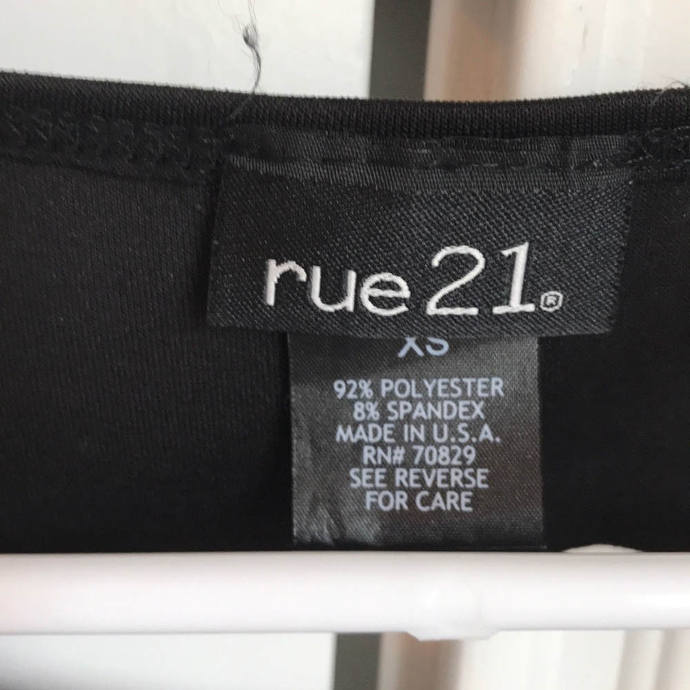 Emoji , Ripped Tanktop - Picture 3 of 3